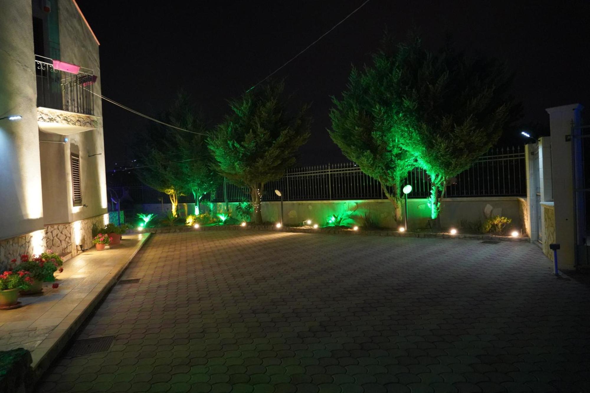 Enna Villa Del Sole E Delle Stelle Exterior photo