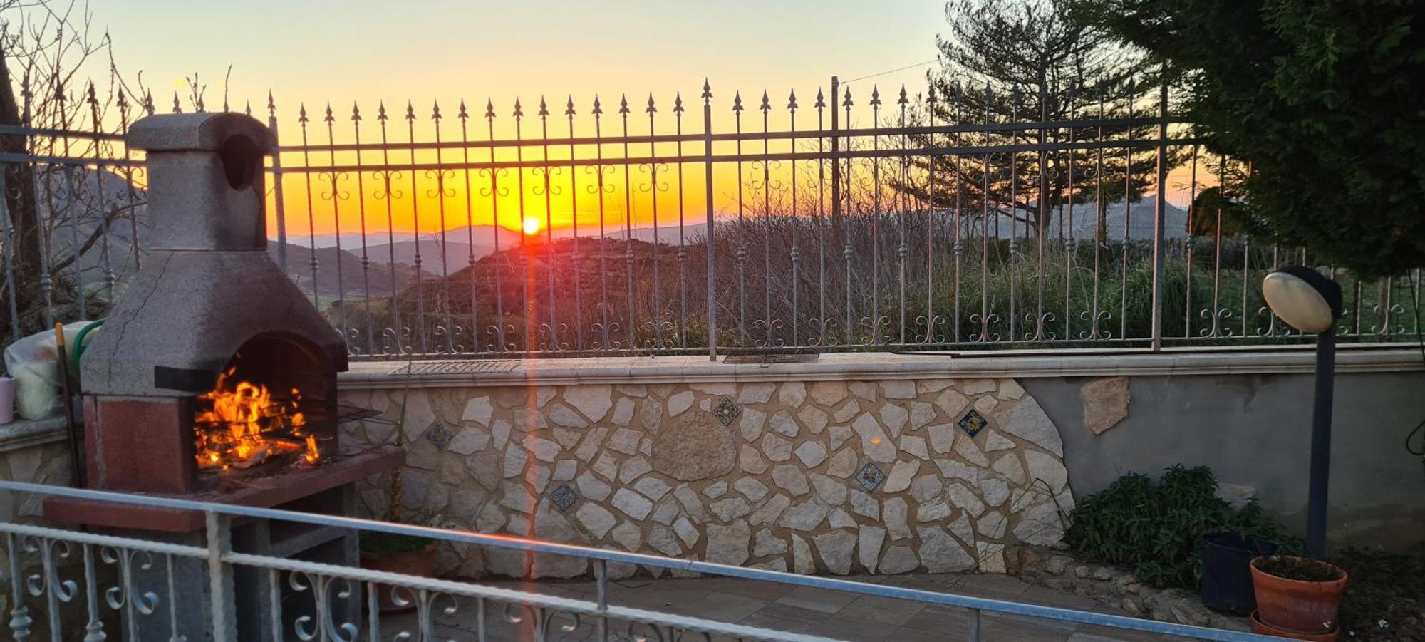 Enna Villa Del Sole E Delle Stelle Exterior photo